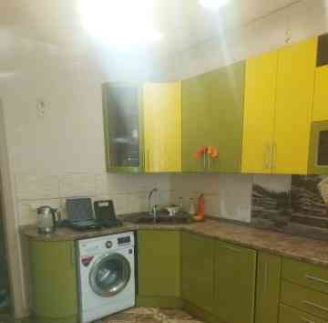 Сдаю двухкомнатную квартиру 64.0 м² этаж 3, город Донецк, Калининский Донецк