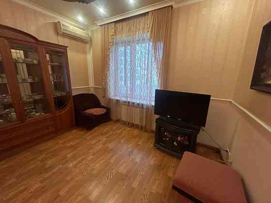 Аренда 3х комнатной квартиры в Donbas Palace - Площадь Ленина-Вода идет ! Донецк