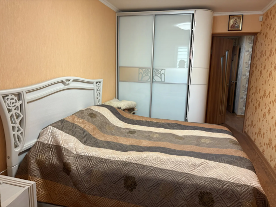 Продам 3 комн. квартиру с ремонтом пл. Шахтерская Донецк