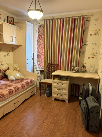 Продам 3 комн. квартиру с ремонтом пл. Шахтерская Донецк