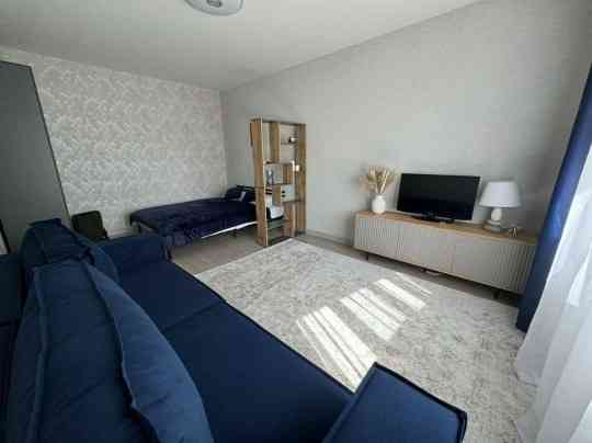 Сдаю однокомнатную квартиру. Расположена в Калининском районе Донецк