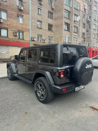 Jeep Wrangler Sport Unlimited Донецк