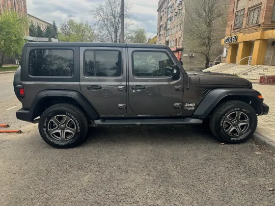 Jeep Wrangler Sport Unlimited Донецк