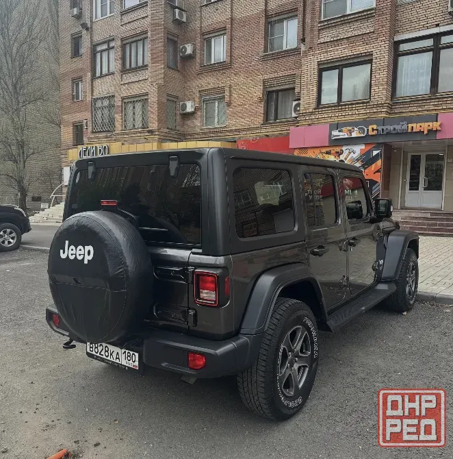 Jeep Wrangler Sport Unlimited Донецк - изображение 5