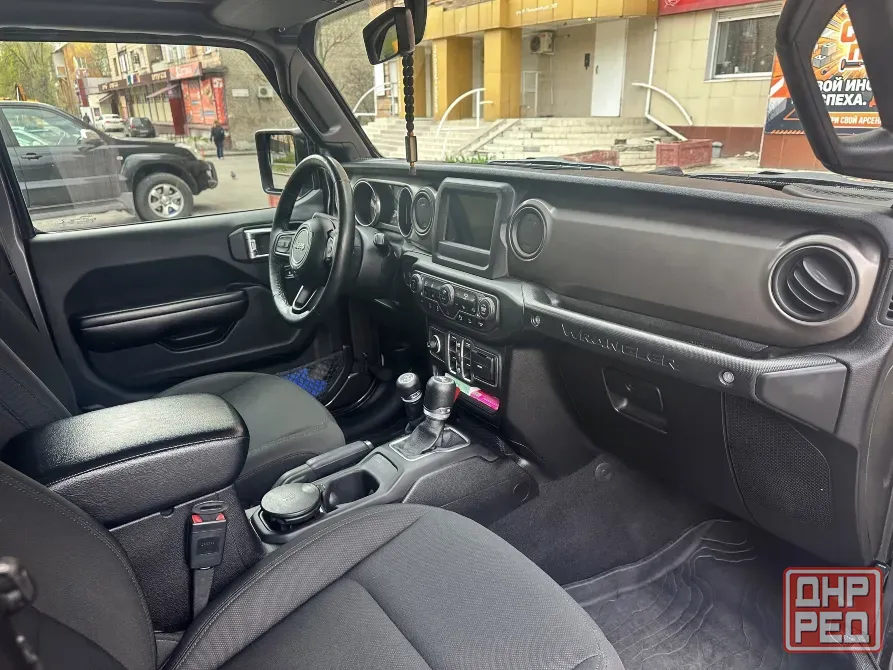 Jeep Wrangler Sport Unlimited Донецк - изображение 7