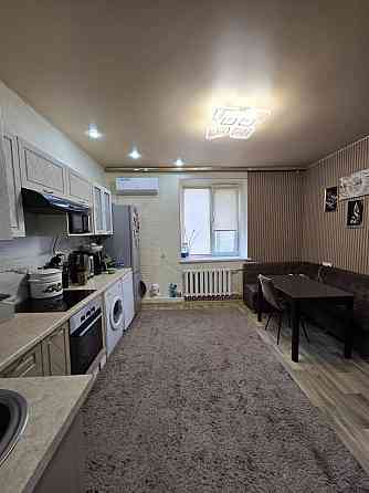 Продам 4-х комнатную квартиру , Гвардейка, медучилище. Макеевка