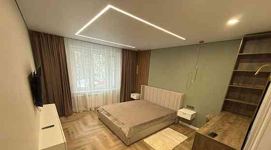 Калининский район, Медицинский университет, проспект Ильича, 10 минут до Крытого рынка Донецк