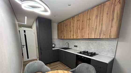 Калининский район, Медицинский университет, проспект Ильича, 10 минут до Крытого рынка Донецк