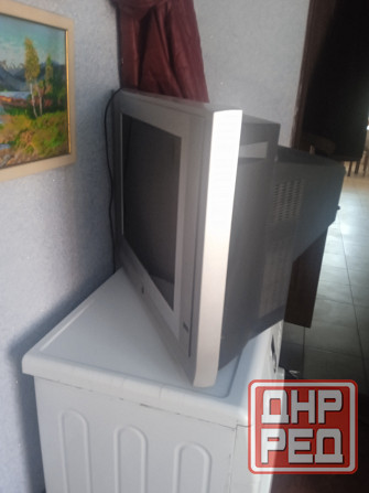 Продам телевизор 400 Макеевка - изображение 1