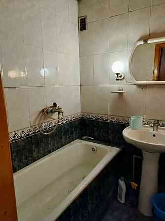 1к кв м-н Октябрьский (Капитальная) торг Макеевка