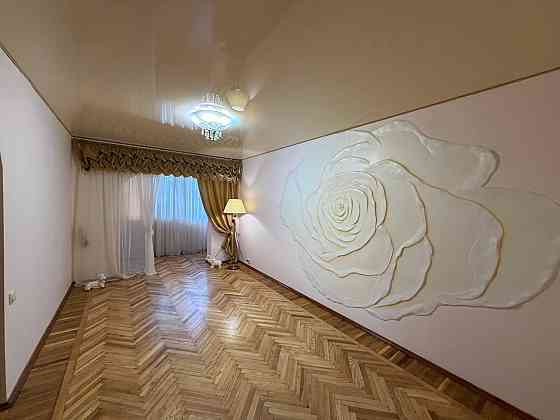 Уютная 2х Комнатная Квартира - Ленинский проспект / Трк Обжора 2 минуты от Золотого Кольца!Вода идет Донецк