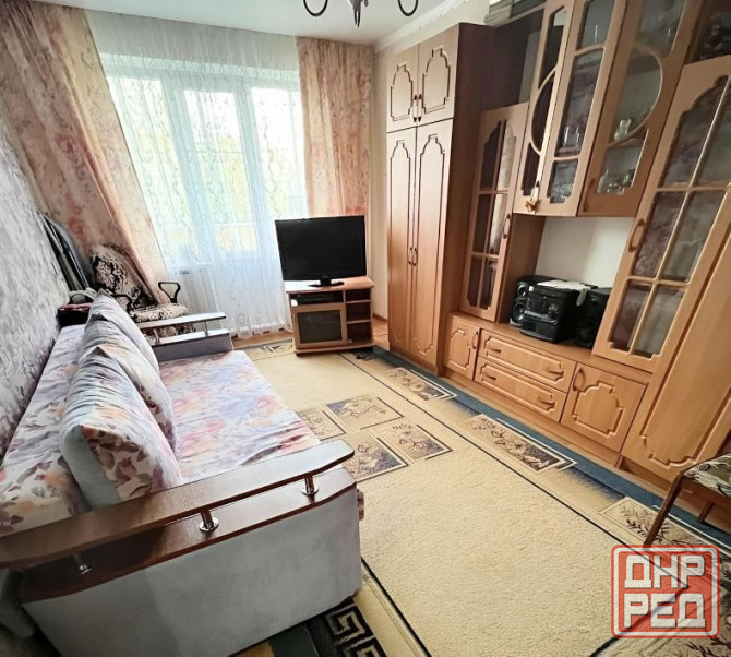 Сдаётся двухкомнатная квартира в Кировском районе, улица Кольцова(мкр.Солнечный) Донецк - изображение 1