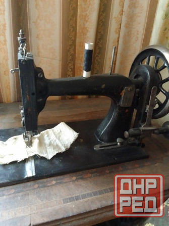 Швейная машинка ножная Донецк - изображение 2
