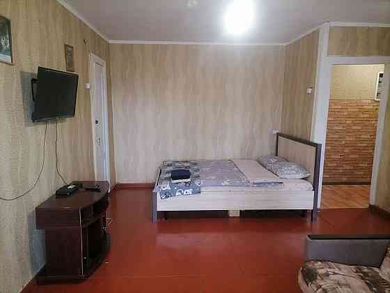 Сдаётся двухкомнатная кв. в Буденновском р-не Донецк