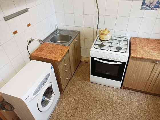 Сдается 2-х комнатная квартира 2/5 с водой, Wi-fi и кондиционером на длительный срок Макеевка