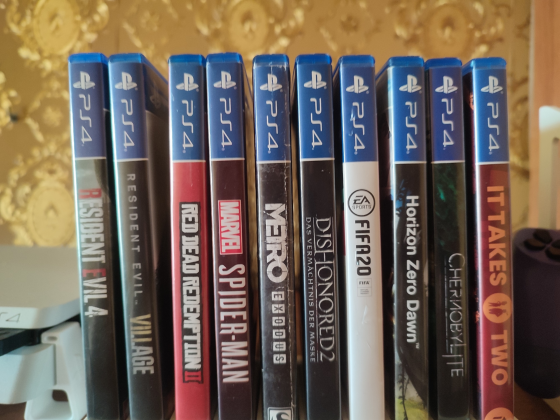Продам игры на PlayStation 4 slim Донецк