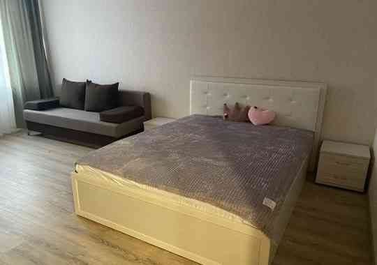 Сдаю однокомнатную квартиру 40.0 м² этаж 4 город Донецк, Киевский район, улица Щорса Донецк