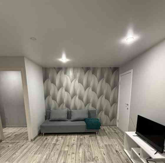 Сдается светлая 2комн. квартира студия на длительный срок в Будённовском районе на Заперевальной Донецк