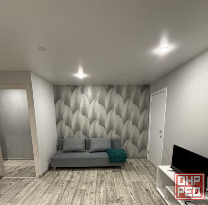 Сдается светлая 2комн. квартира студия на длительный срок в Будённовском районе на Заперевальной Донецк - изображение 1