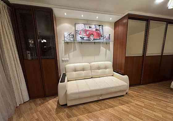 Ворошиловский район, Бульвар Пушкина, Самый центр Города, Доступность к площади Ленина Донецк