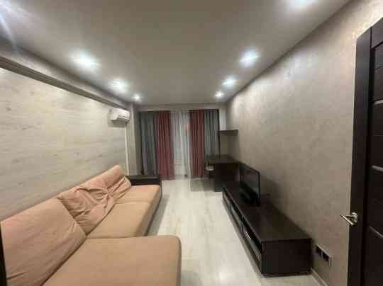 Сдается однокомнатная квартира с евро ремонтом в Ворошиловском Донецк