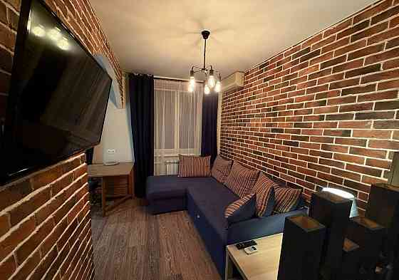 Ворошиловском районе, возле Золотого кольца, Гринплазы и мвд Донецк