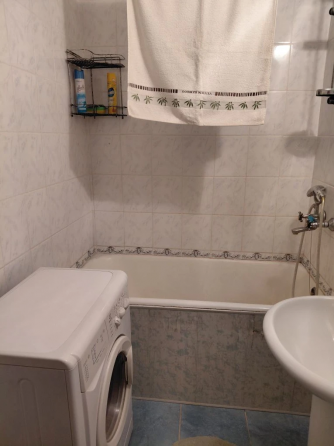 1-ком. квартира 3 этаж 10 этажного дома в ворошиловском р-не, ул. р.люксембург Донецк