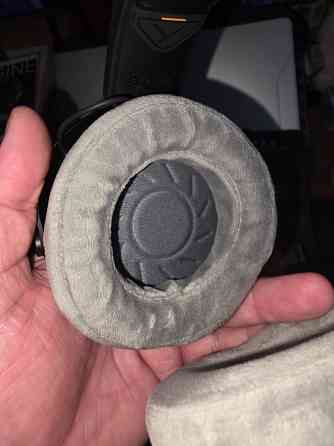 Продаю наушники Beyerdynamic DT 900 PRO X Макеевка