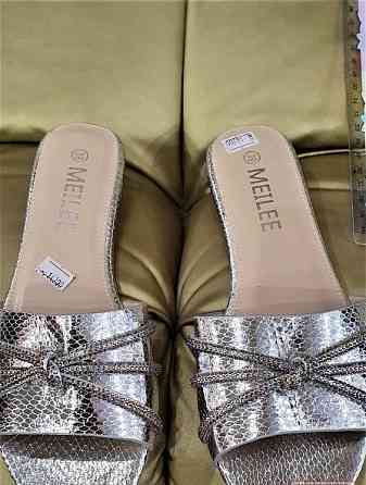 Шлепки женские Италия р39 серебро Донецк