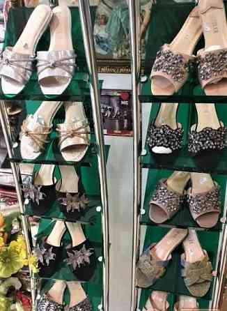 Шлепки женские Италия р39 серебро Донецк