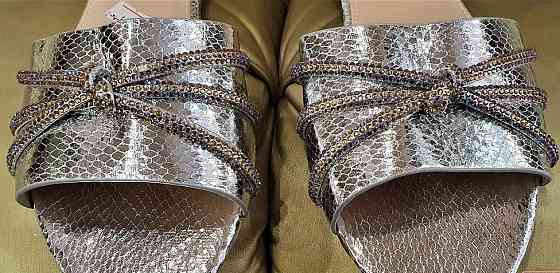 Шлепки женские Италия р39 серебро Донецк