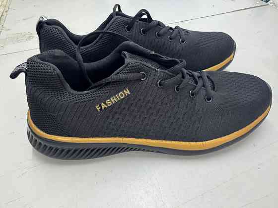 Продам кроссовки Донецк