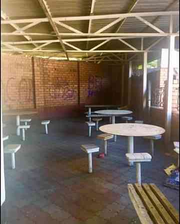 Продажа нежилого помещения г.Макеевка Кировский район ( ориентир дк Кирова на остановке) Макеевка