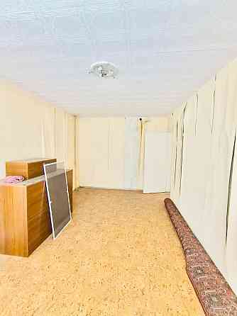 3-х комн. в жилом состоянии. Этаж 1/9. Бульвар Шахтостроителей/Калининский рынок. Донецк