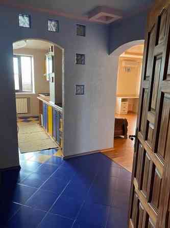 Продаю 3-х комнатную квартиру в Ворошиловском районе, бул. Школьный, Крытый рынок Донецк