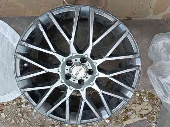 Продам комплект дисков и шин Донецк