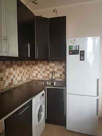 Сдается чистая и светлая однокомнатная квартира на длительный Донецк