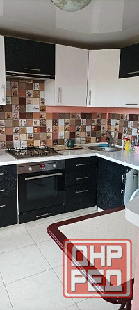 Сдаётся двухкомнатная квартира в Макеевке мкрн.Восточный, ориентир Донецк - изображение 1