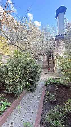 Сдам хороший дом в калининском р-не га Мединституте! Донецк