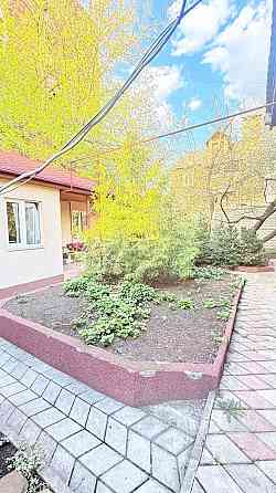 Сдам хороший дом в калининском р-не га Мединституте! Донецк