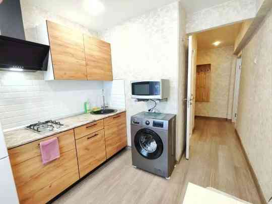 Сдаю 1 комнатную квартиру в Калининском р-не, ор-р Дружба. Этаж: 3 из 5 Донецк