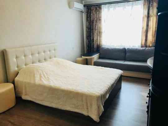 Сдается однокомнатная квартира в Калининском районе напротив Донецк