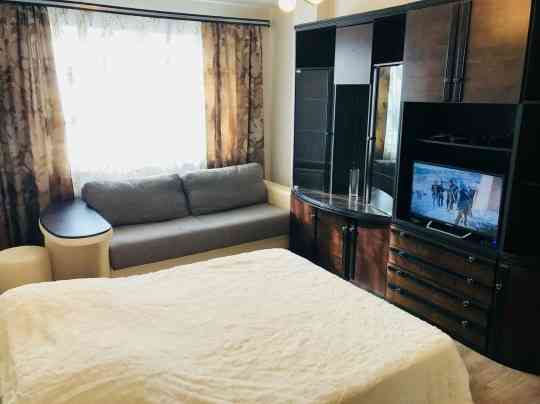 Сдается однокомнатная квартира в Калининском районе напротив Донецк