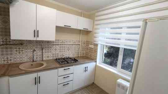 Сдается двухкомнатная квартира в Куйбышевском районе на Топазе. Донецк