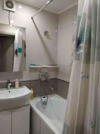 Двухкомнатная квартира с современным ремонтом, в опрятном состоянии. Донецк