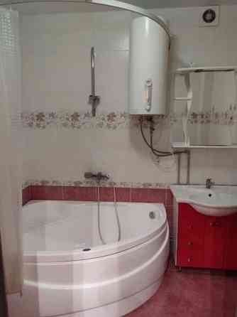 Сдаeтся 2к квaртиpав Киевском районе на Тренёва (ориентир Донецк Сити). Донецк