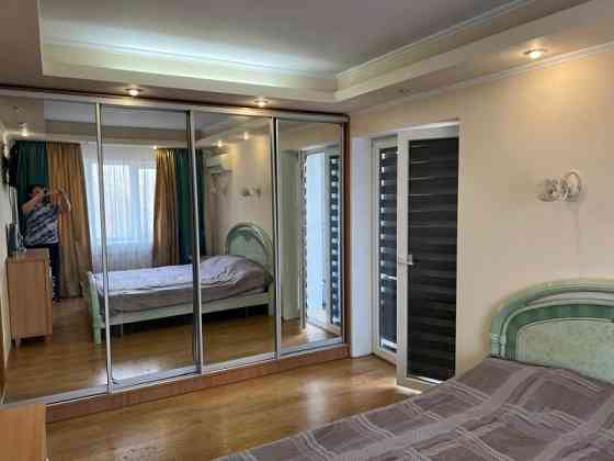 Продаю 3-х комнатную квартиру в Ворошиловском районе, пр. Освобождения Донбасса Донецк