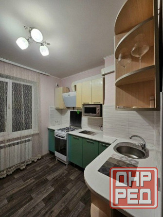 Сдаётся 1 комнатная 36м² квартира в Ворошиловском р-не, пр-кт Дзержинского Донецк - изображение 4
