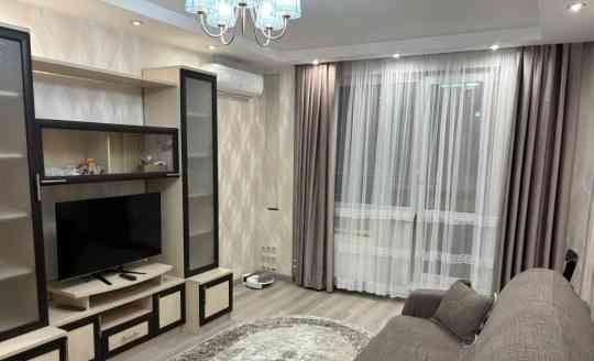 Сдается двухкомнатная квартира в Ворошиловском районе на пересечении Донецк