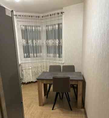 Сдается двухкомнатная квартира в Ворошиловском районе на пересечении Донецк